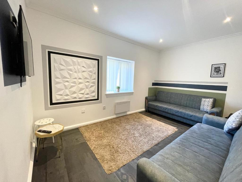 South Pier - Close To Pleasure And Seafront Blackpool