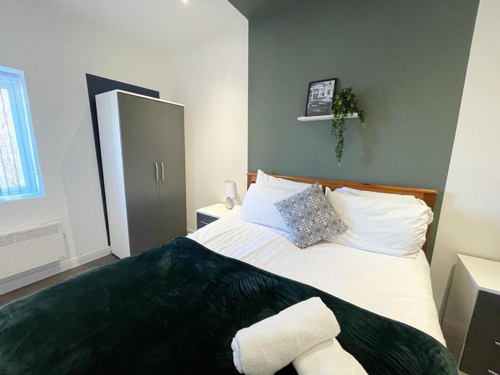 South Pier - Close To Pleasure And Seafront Blackpool