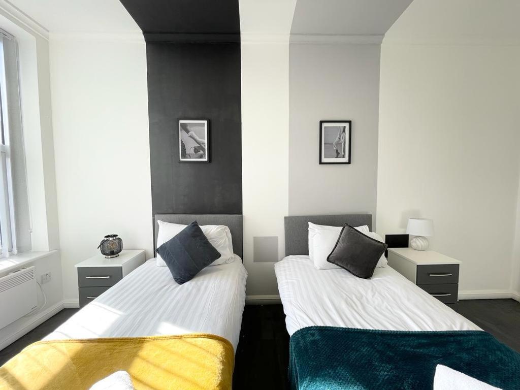 South Pier - Close To Pleasure And Seafront Apartment