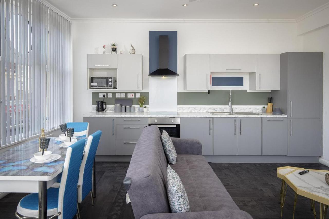 South Pier - Close To Pleasure And Seafront Apartment *